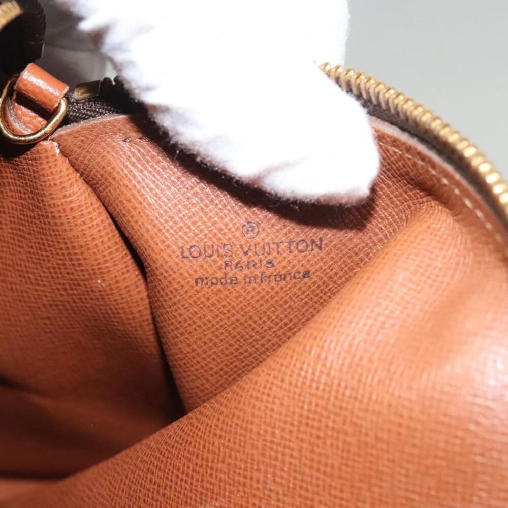 Louis Vuitton Papillon 30 Brown Canvas Handbag (Pre-Owned) - Picture 12 of 16